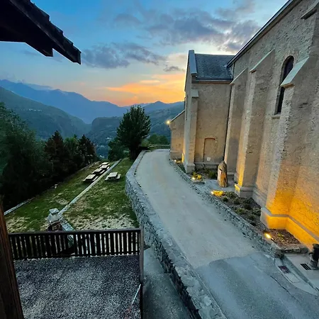 Gite L'emparis Hostel Mizoen